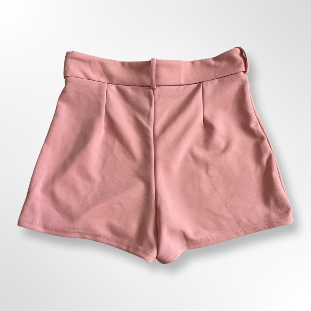 BOOHOO Shorts - Picture 3 of 3